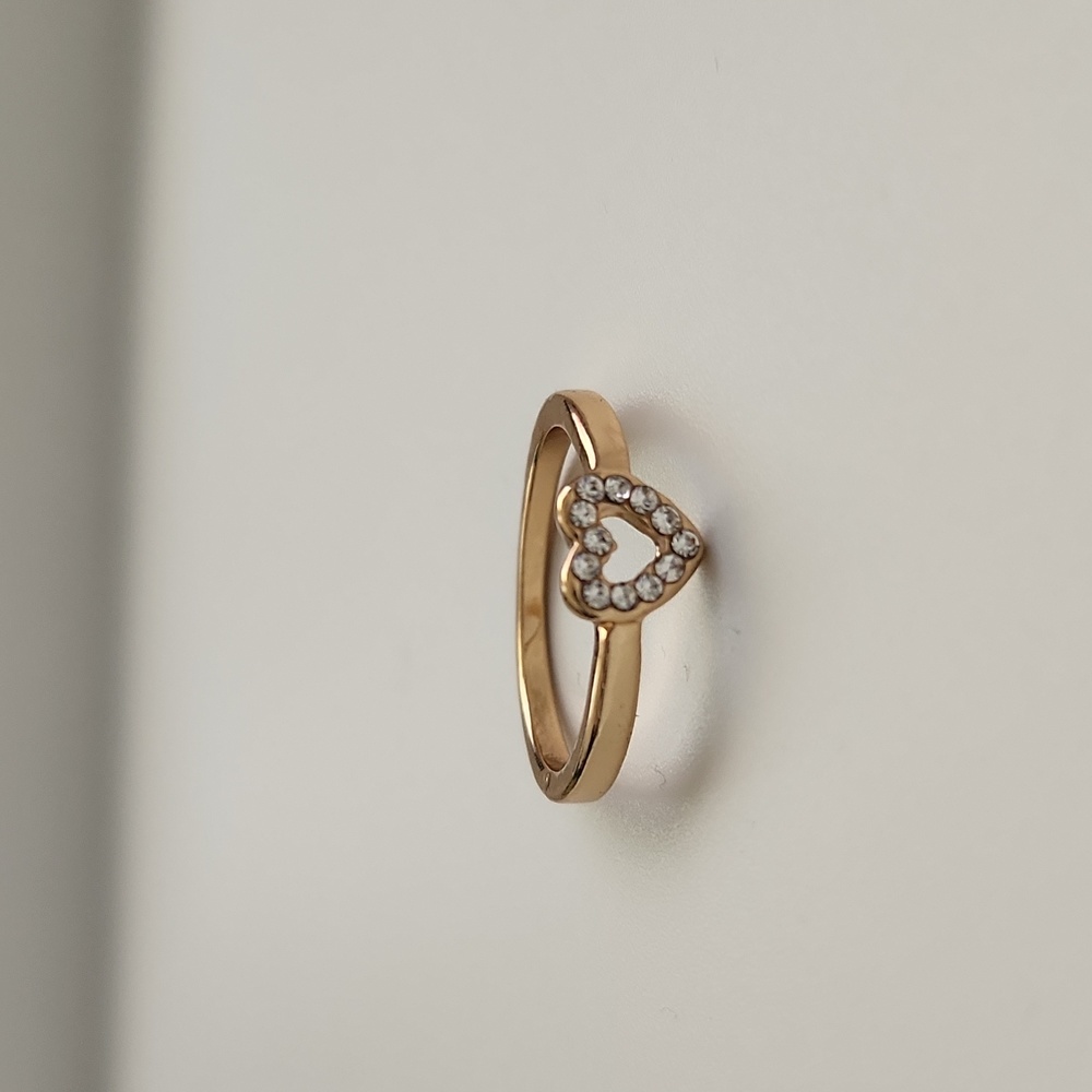 Sparkle Heart Gold Colored Ring